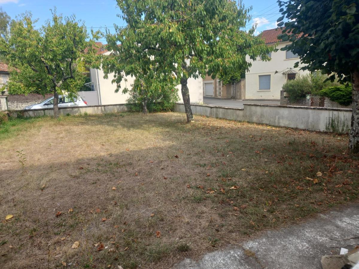 Mon Petit Studio Leilighet Montmorillon Eksteriør bilde